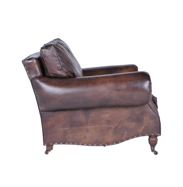 Balmoral Single Seater in Antique Whisky 2